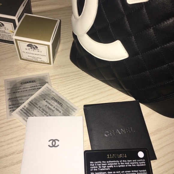 Authentic Chanel - Picture 2 of 5